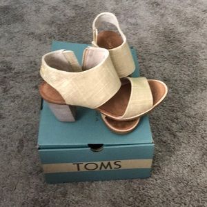 TOMS Majorca Cutout Sandals